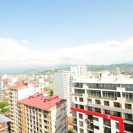 Apartments With A View Of The Trinity Holy Batumi Eksteriør billede